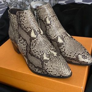 Beautiful Boots! New in box!